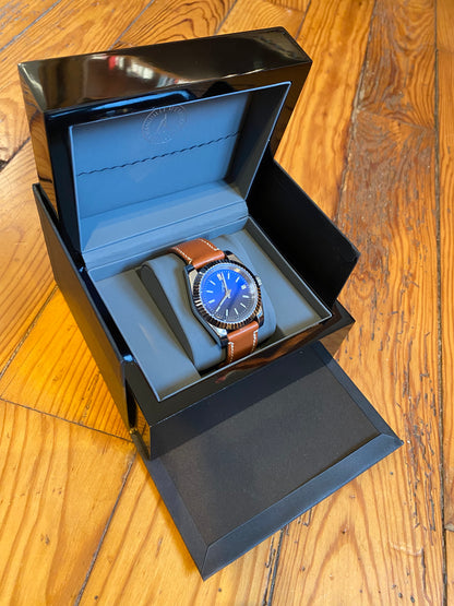 Montre automatique L’Aiguille d’Étretat – cadran inspiré de la mer et boîtier en acier 316L